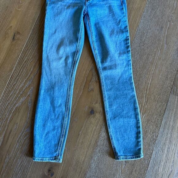 PAIGE Verdugo Ankle Mid-Rise Ultra Skinny in Sensational - Picture 4 of 9